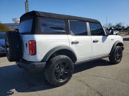 Used 2023 Ford Bronco Black Diamond image 6