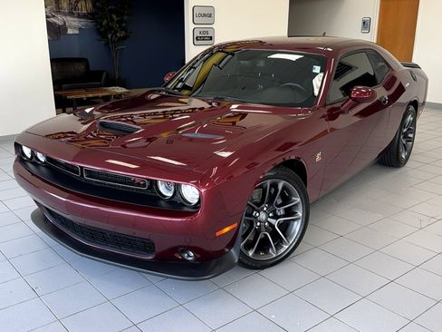 Used 2021 Dodge Challenger R/T Scat Pack w/ Driver Convenience Group RWD image 51