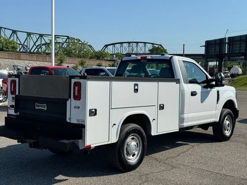 Used 2022 Ford F250 XL w/ Power Equipment Group AWD/4WD image 6