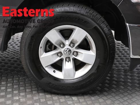 Used 2024 RAM 1500 Classic SLT AWD/4WD image 28