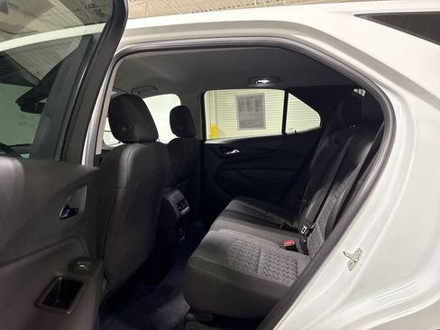 Used 2023 Chevrolet Equinox LT FWD image 22