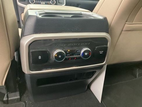 Used 2024 Ford Expedition Max Limited image 28