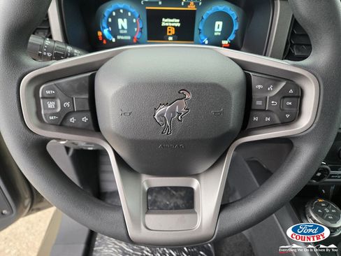 New 2025 Ford Bronco 2-Door w/ Sasquatch Package AWD/4WD image 10