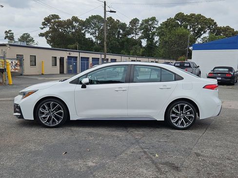 Used 2021 Toyota Corolla SE image 4