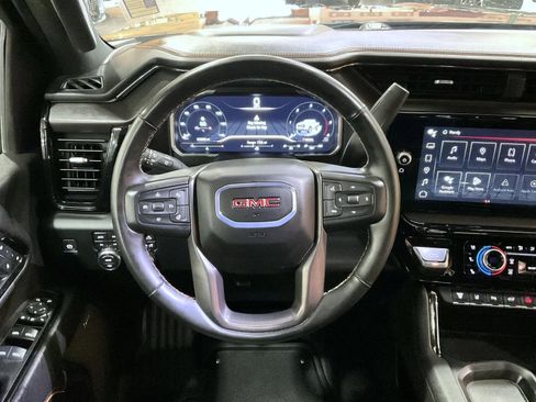 Used 2024 GMC Sierra 2500 AT4 w/ Technology Package image 11