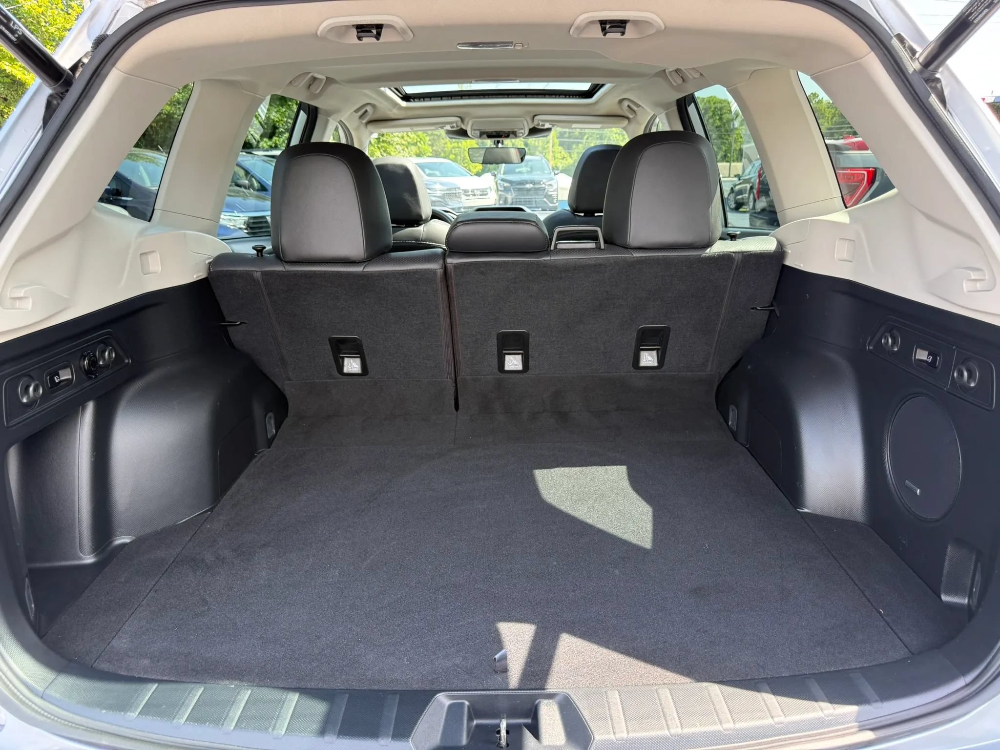 Used 2023 Subaru Forester Limited AWD/4WD image 30