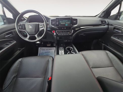Used 2024 Honda Ridgeline Black Edition image 10