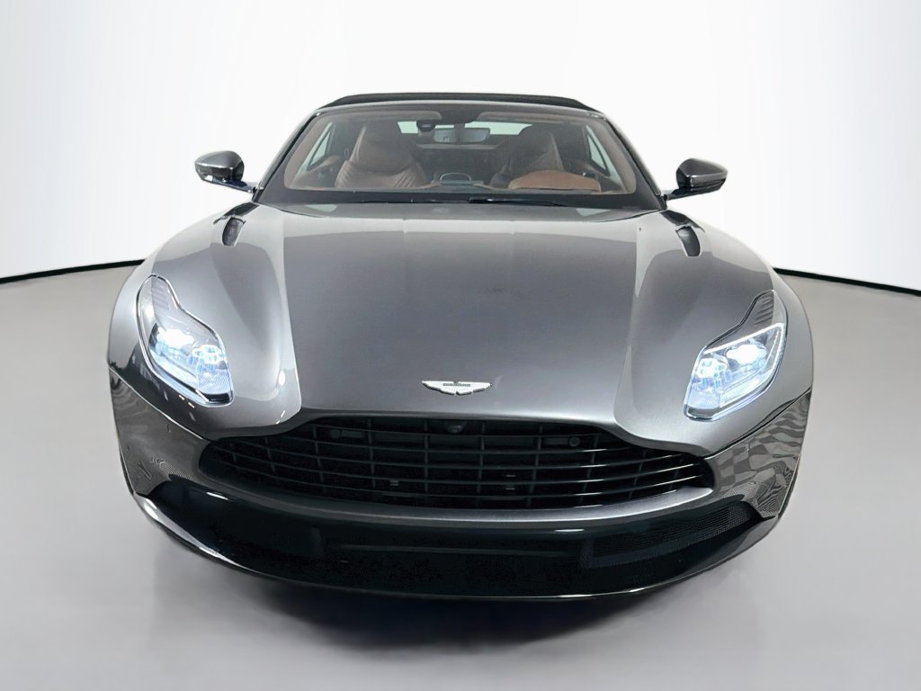 Used 2020 Aston Martin DB11 Volante RWD image 2