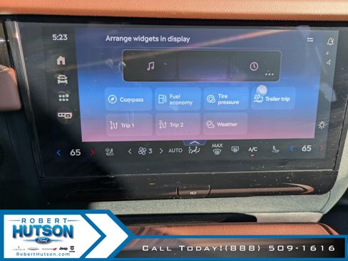 New 2025 Lincoln Navigator L Reserve image 32