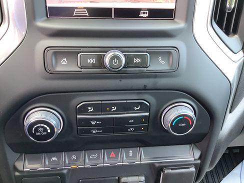 Used 2024 Chevrolet Silverado 1500 W/T w/ WT Value Package image 18