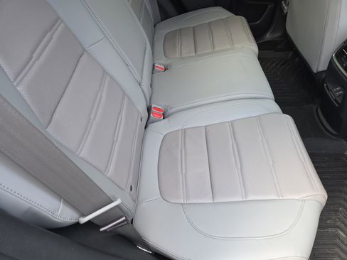 Used 2019 Honda CR-V Touring image 19