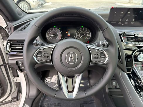 New 2026 Acura RDX SH-AWD image 11
