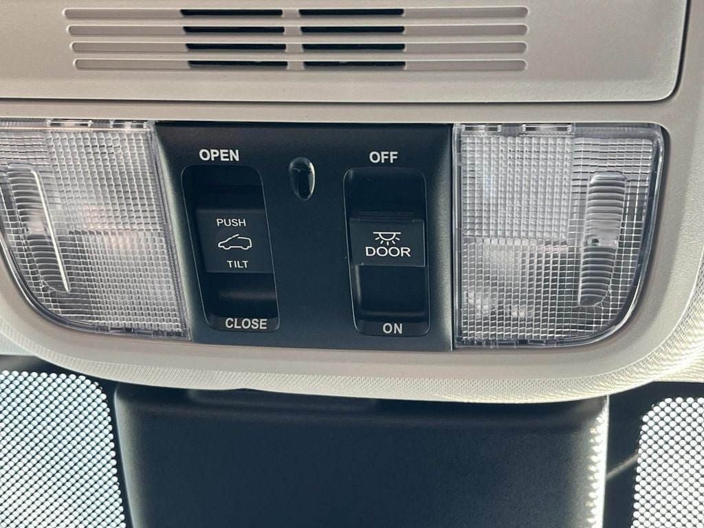 Used 2025 Honda Odyssey EX-L image 35