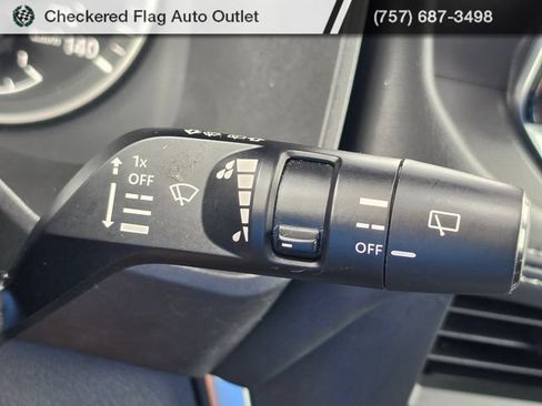 Used 2023 Nissan Rogue S FWD image 29