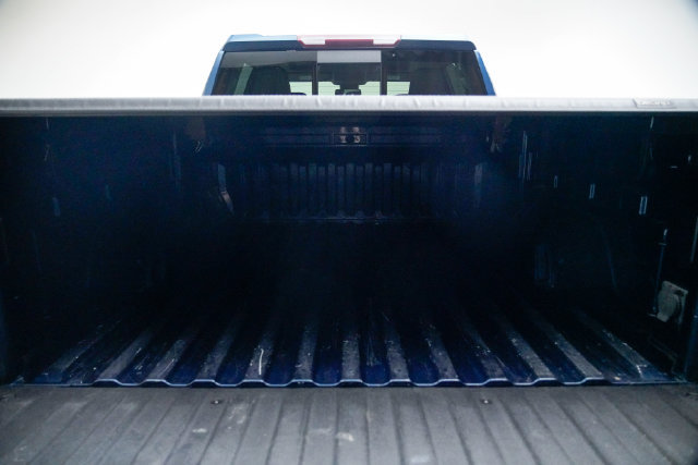 Used 2023 Chevrolet Silverado 1500 LTZ w/ LTZ Convenience Package II AWD/4WD image 12