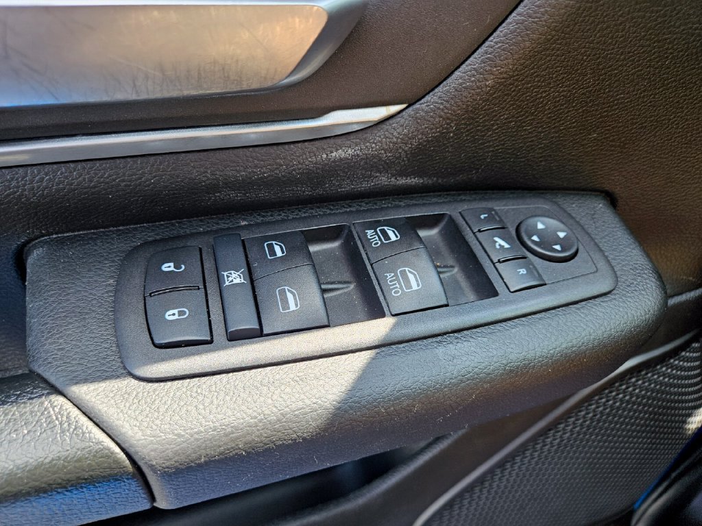 Used 2023 RAM 1500 Big Horn RWD image 29