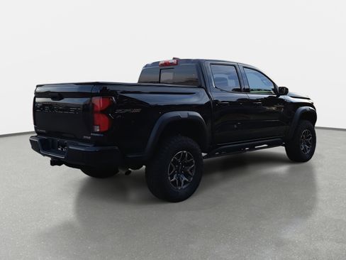Used 2025 Chevrolet Colorado ZR2 w/ Technology Package image 5