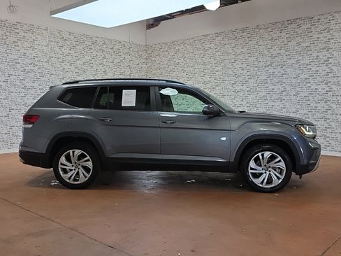 Used 2022 Volkswagen Atlas SE w/ Panoramic Sunroof Package image 10