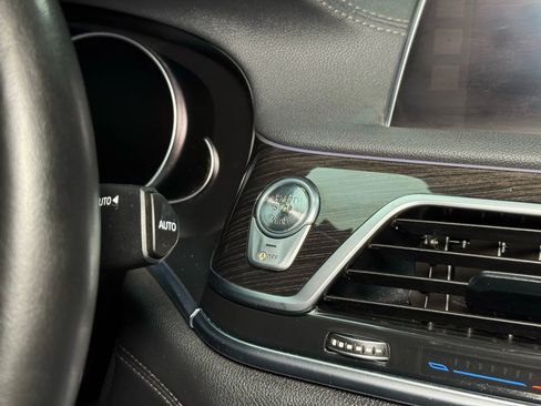 Used 2016 BMW 740i image 39