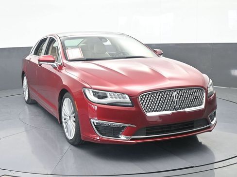 Used 2017 Lincoln MKZ Reserve w/ Climate Package AWD/4WD image 9