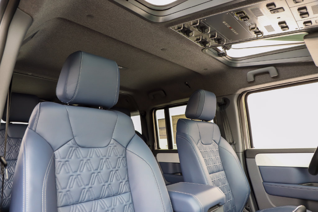New 2025 INEOS Grenadier Quartermaster AWD/4WD image 6