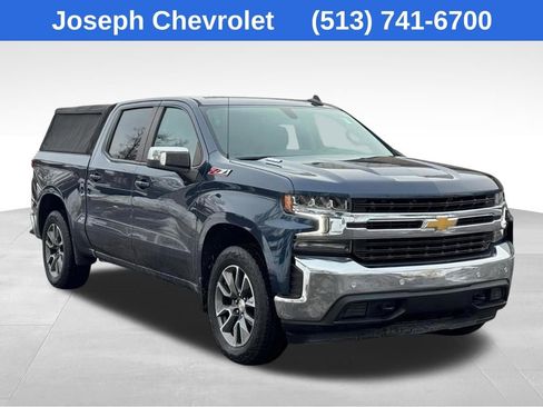 Used 2021 Chevrolet Silverado 1500 LT w/ Z71 Off-Road Package image 3