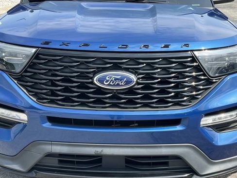 Used 2023 Ford Explorer ST-Line w/ Class IV Trailer Tow Package RWD image 10