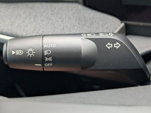 New 2026 Nissan Kicks SV image 24