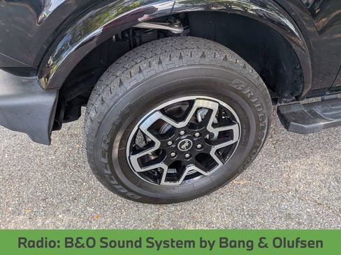 Used 2024 Ford Bronco Outer Banks AWD/4WD image 12