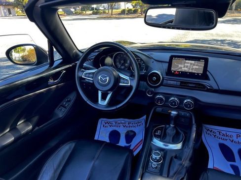 Used 2018 MAZDA MX-5 Miata Grand Touring image 34