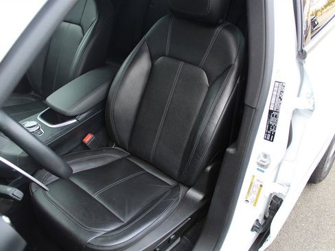 Used 2022 Alfa Romeo Stelvio Sprint image 25