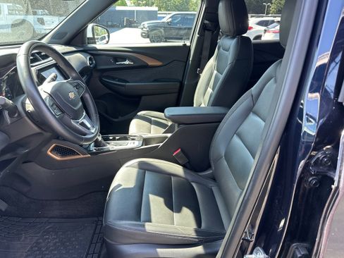 Used 2021 Chevrolet TrailBlazer ACTIV w/ Sun and Liftgate Package AWD/4WD image 9