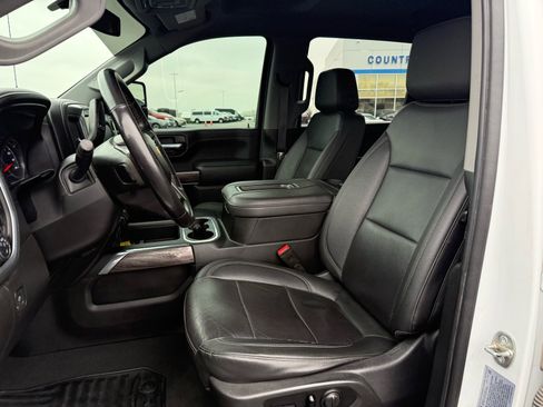 Used 2021 Chevrolet Silverado 2500 LTZ w/ LTZ Convenience Package AWD/4WD image 12
