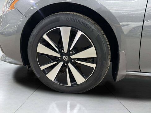 Used 2019 Nissan Altima 2.5 SV AWD/4WD image 43