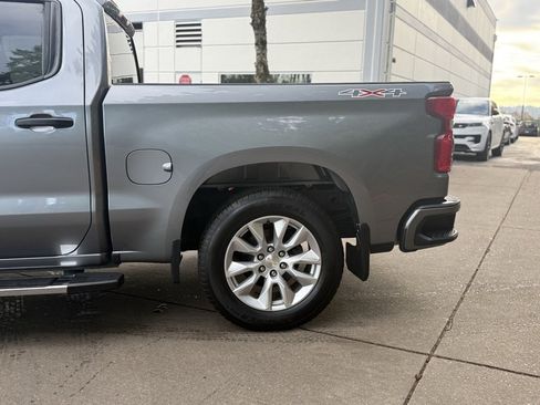 Used 2022 Chevrolet Silverado 1500 Custom w/ Safety Confidence Package image 11