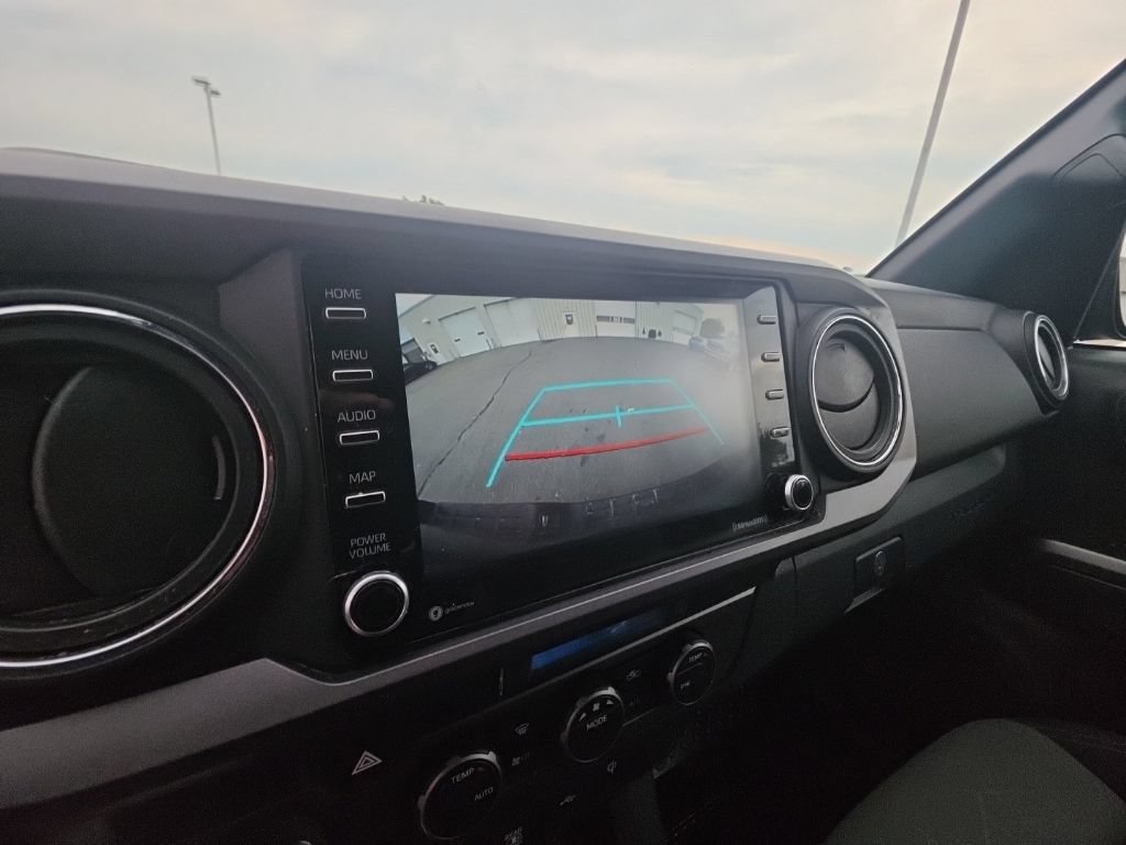 Used 2022 Toyota Tacoma TRD Sport AWD/4WD image 18