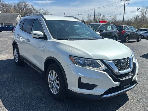 Used 2018 Nissan Rogue SV image 7