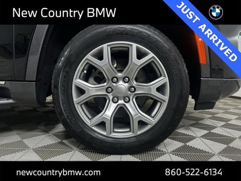 Used 2022 Jeep Wagoneer Series I w/ Premium Group I image 9