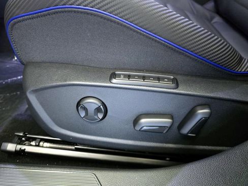 New 2026 Volkswagen Golf image 23