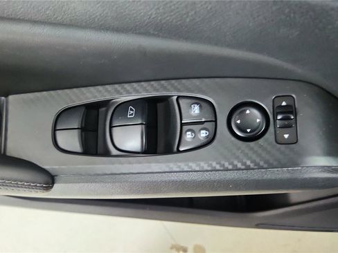 Used 2022 Nissan Altima 2.5 SV image 16