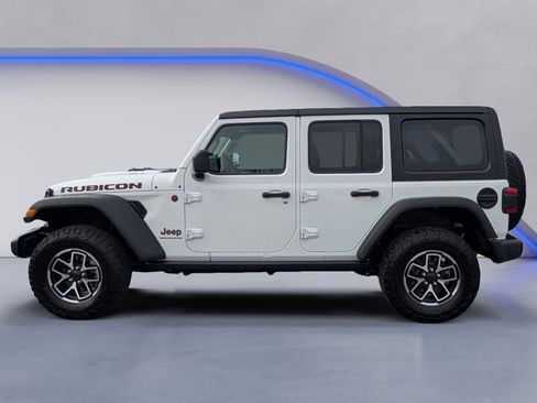Used 2024 Jeep Wrangler Rubicon image 6
