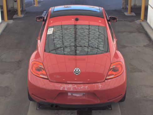 Used 2013 Volkswagen Beetle 2.5 image 3