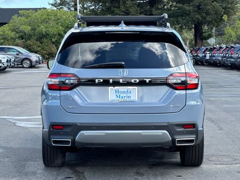 New 2026 Honda Pilot Elite image 5