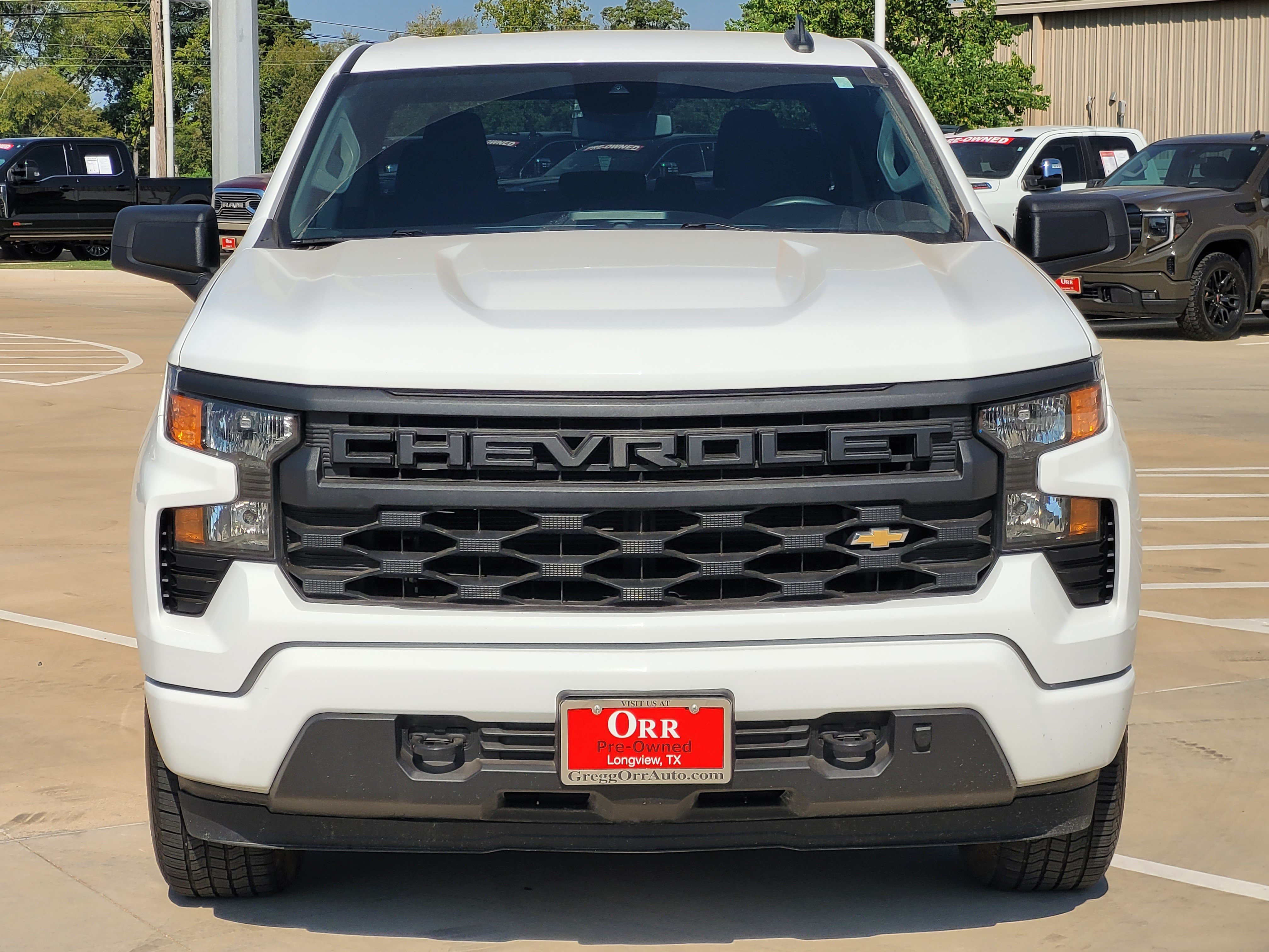 Used 2022 Chevrolet Silverado 1500 Custom AWD/4WD image 2