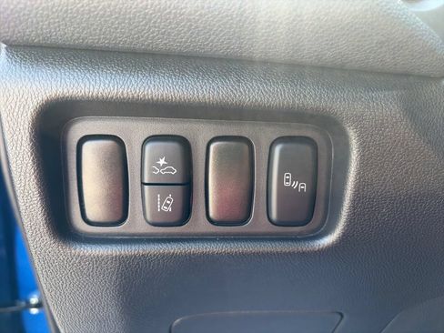 Used 2025 Mitsubishi Outlander Sport SE AWD/4WD image 28