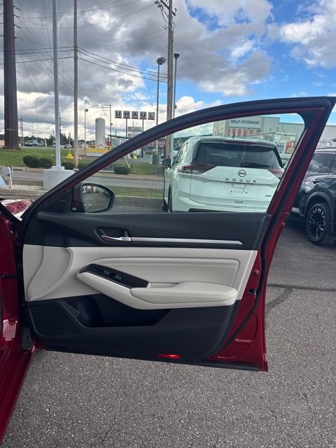Certified 2021 Nissan Altima 2.5 SL AWD/4WD image 15