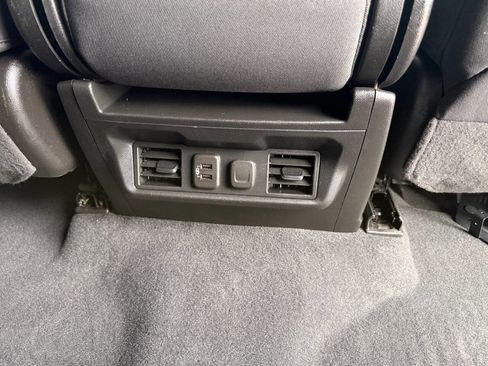 Used 2022 Chevrolet Silverado 2500 LT w/ Convenience Package AWD/4WD image 35