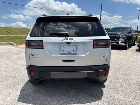 New 2026 Jeep Cherokee Limited AWD/4WD image 5
