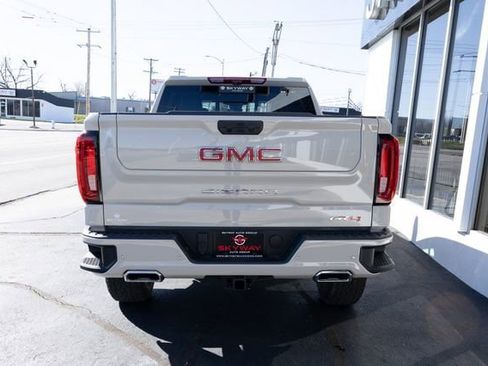 New 2026 GMC Sierra 1500 AT4 w/ Technology Package image 5