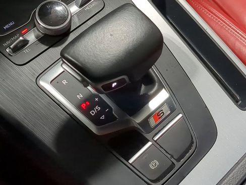 Used 2018 Audi SQ5 Premium Plus w/ Navigation Package image 47